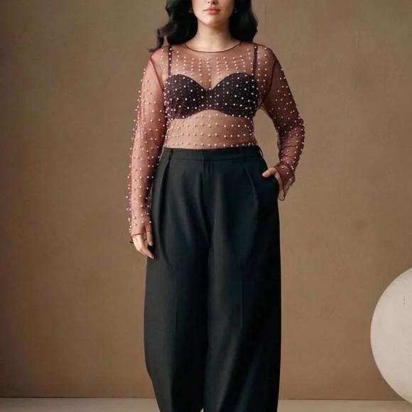 ♥️ PLUS Sheer Embellished Top ♥️ - Picture 5 of 6